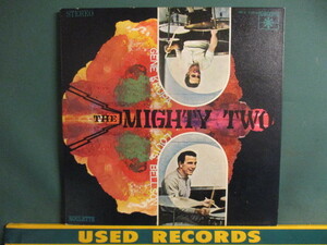 Gene Krupa X Louis Bellson ： The Mighty Two LP (( Jazz Drums / クルーパ 対 ベルソン 二大ドラマーの対決 / 落札5点で送料当方負担