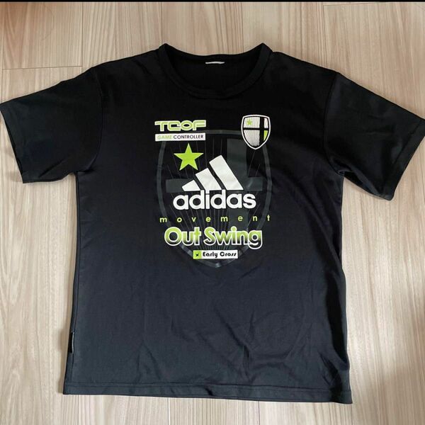 adidas アディダス　Tシャツ　トレーニングウェア