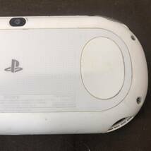 ●【MH-6161】中古品 SIE ソニー PSvita PCH-2000 ホワイト 本体のみ 初期化済み【レターパックプラス可】_画像5