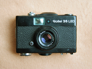 ローライ Rollei 35LED GERMANY + Rollei A110　動作カメラの2台　送料無料