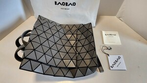 ■BAOBAO　ISSEY MIYAKE イッセイミヤケ バオバオ バッグ 　リュック　リュックサック　バックパック　グレー　