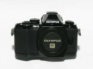 オリンパス OLYMPUS OM-D E-M10 ボディ ブラック 中古良品 シリアル末尾3桁ゾロ目(444) 良番