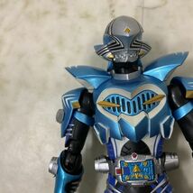 1円〜 バンダイ S.H.Figuarts 仮面ライダーディケイド 仮面ライダーアビス_画像4