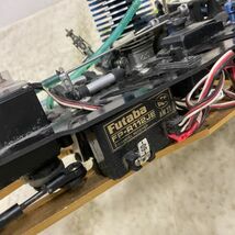 1円〜 ジャンク エンジンRC シャーシ タイヤ フタバ FP-R112JE 受信機 FP-S14B サーボ 他_画像4