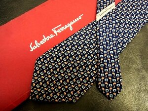 ★並品★4R01264【Ferragamo】フェラガモ「鳥 フラミンゴ 柄」ネクタイ