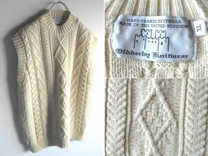 美品 OLD DERBY KNITWEAR オールドダービーニットウェア ウール ケーブルニット ベスト スリップオーバー XL エクリュ 英国製 男女着用可