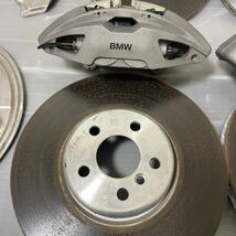 新車外し？ BMW G11 G12 7シリーズ Mスポーツ 純正 brembo ブレンボ キャリパー ブレーキローター ブレーキパッド フルセット_画像2