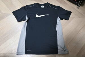 美品 ☆ NIKE / ナイキ　半袖　L（175/92A)　　DRI-FIT Tシャツ　メンズ　黒・グレー　ポリエステル素材　送料：250円