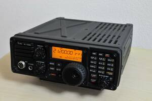 ICOM アイコム IC-7200M HFオールバンド+50MHｚ (SSB/CW/RTTY/AM) 50W トランシーバー 動作品