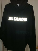 ★新品未使用★JIL SANDER＋　ジルサンダープラス　ARC'TERYX　フロントロゴ　リフレクターロゴ　パーカー　サイズXL　ブラック　黒_画像2