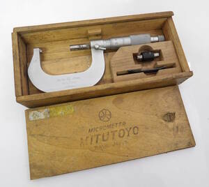 【よろづ屋】 ミツトヨ マイクロメーター MITUTOYO MICROMETER OM-503 25-50 0.01mm 木箱 レトロ ハンドツール 骨董 (M0121)