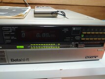SONY・ベータビデオデッキ・SL-HF77・リモコン-取扱説明書付き・ ソニー・Betamax・hi-fi・当時品・コレクション_画像2