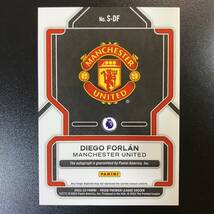2022-23 Prizm EPL Diego FORLAN Autograph Manchester United Auto 直筆サインカード ディエゴ・フォルラン_画像2