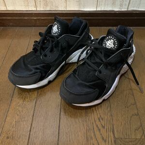 NIKE/ナイキ WMNS AIR HUARACHE RUN/エア ハラチ ラン 634835-006/26.5 /080