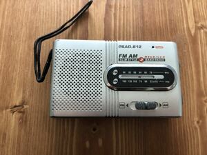 Y3407 PSAR-812　コンパクトラジオ　通電確認済み　SLIM STYLE 2 BAND RADIO RECEIVER
