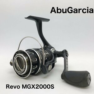 ＡｂｕＧａｒｃｉａ アブガルシア Ｒｅｖｏ ＭＧＸ２０００Ｓ ５．２：１ ＲＡＴＩＯ スピニング リール 釣具 アウトドア/246