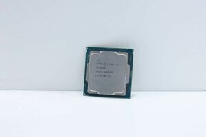 Intel ★ Core i5-8500　SR3XE ☆ 3.00GHz (4.10GHz)／9MB／8GT/s　6コア ☆ ソケットFCLGA1151　　送料180円