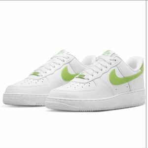 ナイキ エア フォース 1 '07 NIKE W AIR FORCE 1 '07 ホワイト/アクショングリーン DD8959-112 サイズ25.5cm