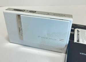 ★良品★ フジフィルム FUJIFILM FINEPIX Z250 fd ホワイト ★付属品多数★