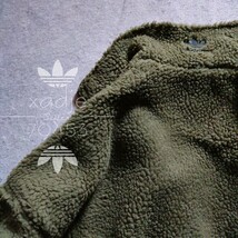 新品 正規品 adidas originals アディダス オリジナルス ビッグトレフォイル ボア ジャケット カーキ オリーブ 黒 ブラック 厚手 O XL_画像6