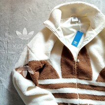 新品 正規品 adidas originals アディダス オリジナルス ビッグトレフォイル ボア ジャケット 白 オフホワイト 茶 ブラウン 厚手 M_画像2