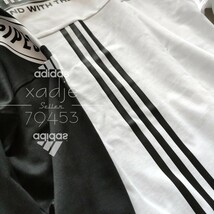 新品 正規品 adidas アディダス 2枚セット 長袖 ロンT プリント THREE STRIPES 黒 ブラック 白 ホワイト 3本ライン ロゴ 刺繍 厚手 XL_画像5