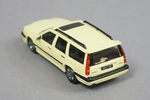 POPRACE ポップレース 1/64 VOLVO ボルド 850 T-5R Estate エステート クリームイエロー PR64-850-CYL_画像2