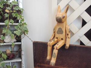 バリ島面白木彫り雑貨＊ウサギ関節人形置物☆飾りディスプレイドールアトリエ