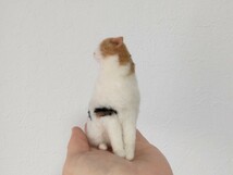 ＊obu＊ハンドメイド＊ 羊毛フェルト　三毛猫　猫　和猫　ねこ おすわり 手のひらサイズ_画像4