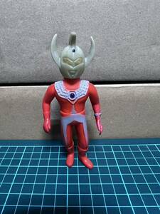 昭和　当時物　ソフビ　レトロ　ポピー　タカトク　ブルマァク　特撮　ヒーロー　クローバー　ウルトラマン　タロウ　円谷プロ　マルサン