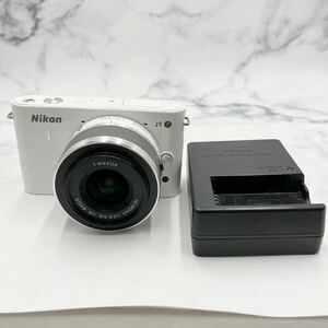 □【売り切り】Nikon ニコン ミラーレス一眼カメラ Nikon1 J1ホワイト NIKKOR10-30mm1:3.5-5.6 シャッター数2645 現状品