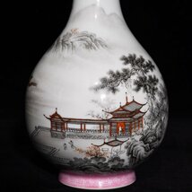 【古物坊】【1円スタート】中国唐物 旧藏 清乾隆 墨彩描金山水樓閣紋賞瓶 古擺件 古置物 古陶磁 陶瓷器 古賞物 古美術品_画像5