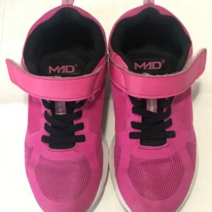MAD スニーカー 20cm