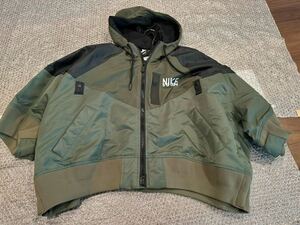 #95 sacai nike レディース M NIKE x sacai Full Zip HD Jacket カーキ 未使用品