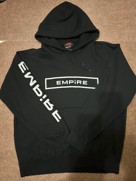 EMPiRE ロゴパーカー