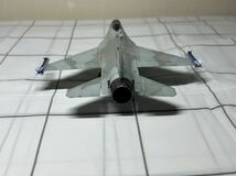 1/72 ハセガワ アメリカ海軍 F-16N トップガン 完成品_画像5