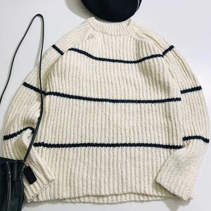 Acne Studios (アクネ ストゥディオズ ) キナリ　Uネック　ざっくりニット　ウール 長袖 トゥモローランド取り扱い