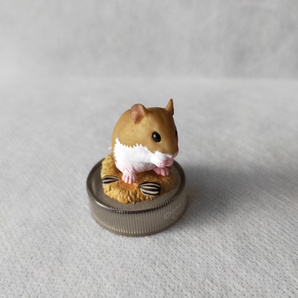 ハムスターズランチ No.11 チャイニーズハムスター ノーマルカラー 2002 ハムスター フィギュアコレクション Chinese Hamster 北陸製菓Θの画像2