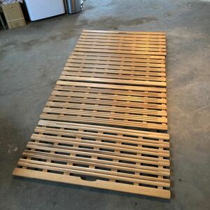 すのこマット すのこベッド 木製 スノコ シングルサイズ 折り畳み 埼玉県 川越市 的場