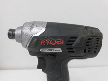 RYOBIリョービ BID-1416 充電式インパクトドライバ バッテリー B-1430L 充電器 ケース付き 簡易動作確認済み 激安１円スタート_画像2