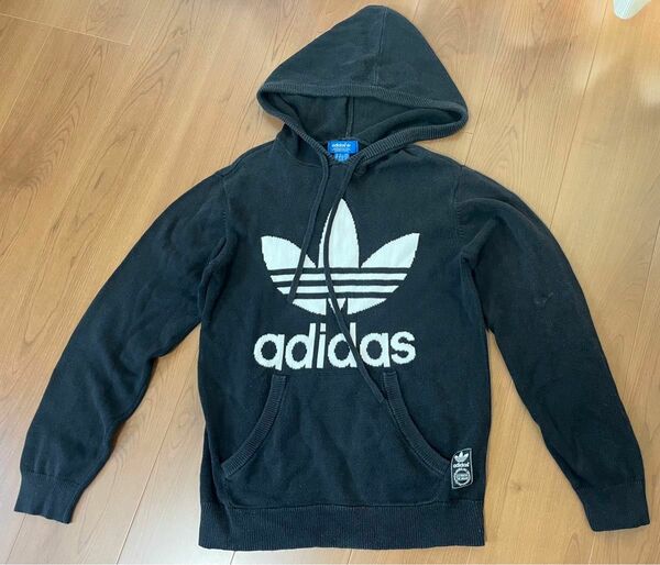 adidas アディダス パーカー レディース　xsサイズ　中古品