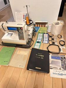 ジャノメ　JANOMEミシンEM-250完動品　動作良好　送料込み　刺繍ミシン　職業ミシン　業務ミシン