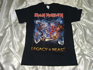 H735■ アイアン・メイデン　Tシャツ　Mサイズ　LEGACY (C)2016　IRON MAIDEN