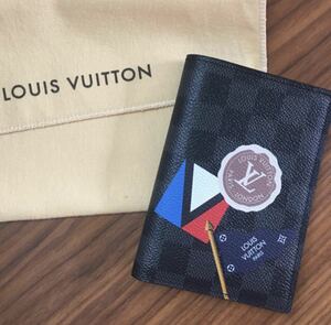 ルイヴィトン VUITTON パスポートケース