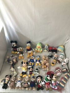 【正規品】ディズニー　ダッフィー他　ぬいぐるみ　マスコット　バッジ　ツムツムなど　まとめて大量セット　中古品 #y-6947