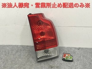  new goods!V70 SB series original right tail lamp / light / lens halogen THK 177 Volvo (134046)