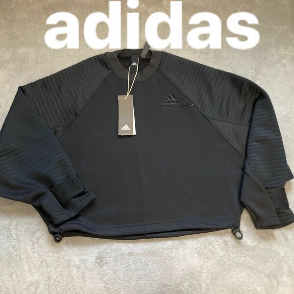 新品札付きadidasトレーナースポーツウェア