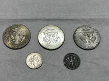 ・1スタ アメリカ 50セント銀貨 1964年x4枚 リバティコイン ケネディ大統領/おまけ 1ダイム 1960&1964年 地金 シルバー 銀貨 海外 保管品_画像2