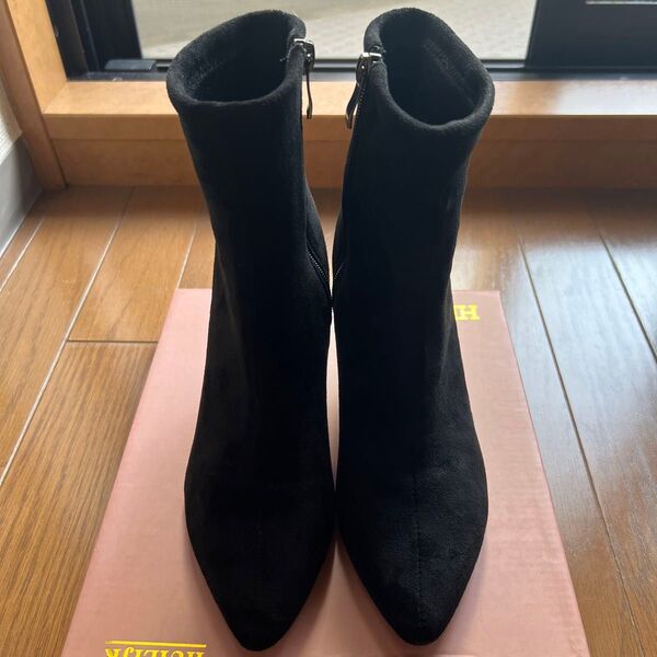 ポインテッドトゥストレッチブーツ 美脚 スエード ショートブーツ ピンヒール
