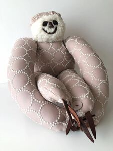 0 new goods 0 mina perhonen ono mechanism man tambourine soft toy cushion onomekaman mina perhonen tambourine sloth bear 